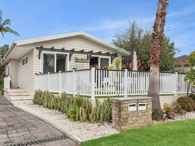 Incredibly Rare Single Level Home in Blue Chip Location
