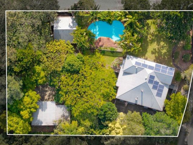 Incredible Opportunity to own a Timeless Queenslander on a Rare Town Centre Zoned Landholding!