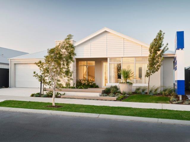 INCREDIBLE OPPORTUNITY TO BUILD YOUR DREAM HOME