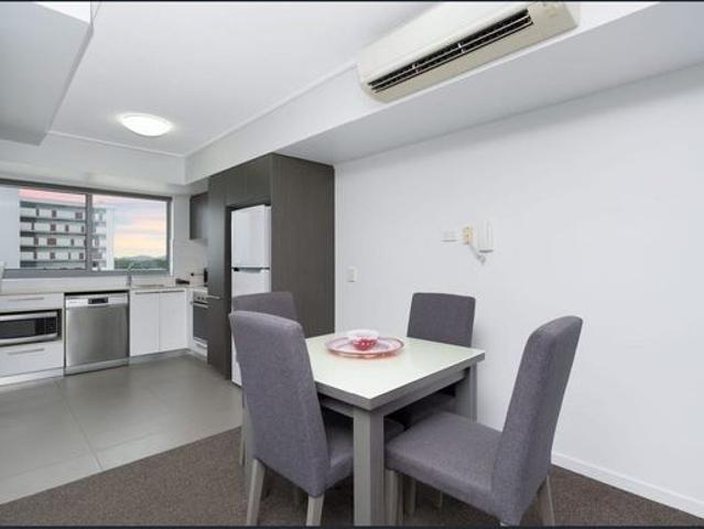 Incredible Furnished 1 Bedroom Unit in Townsville City!