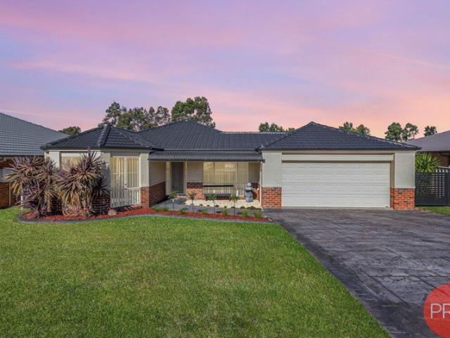 Incredible Family Home in Aberglasslyn!