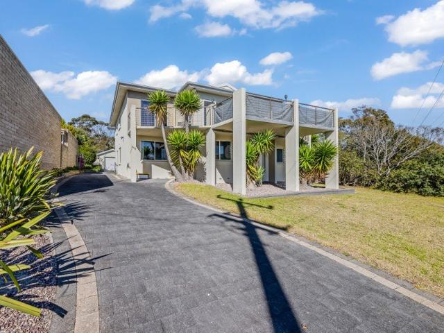 Incredible home in iconic location with spectacular views