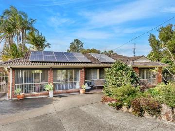 Incredible 5 bed family home with pool on 2144sqm block