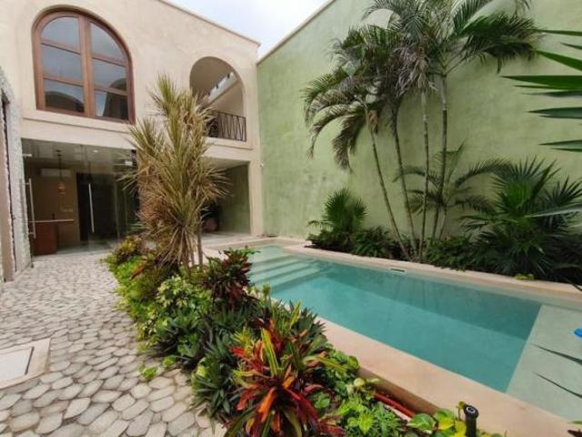 INCREIBLE CASA EN VENTA REMODELADA CENTRO SANTIAGO CASA CARLOTA AVC 2736
