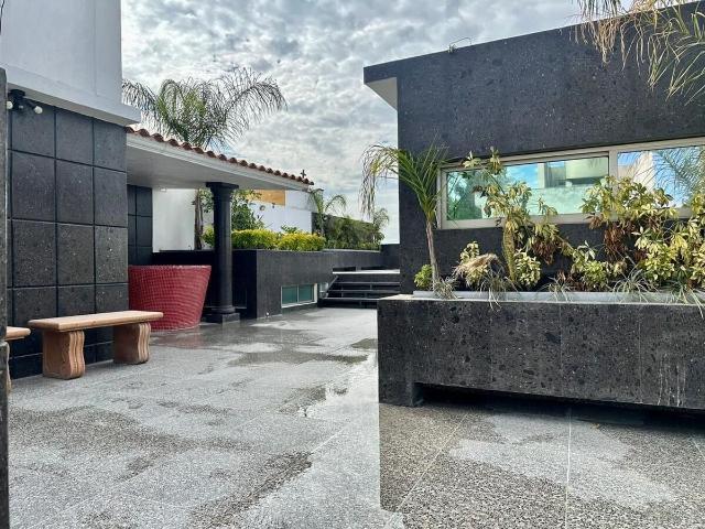 increíble casa en jardines de la hacienda, completamente remodelada