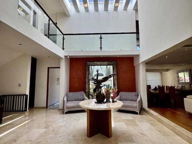 Increíble casa en La Herradura con espacios espectaculares