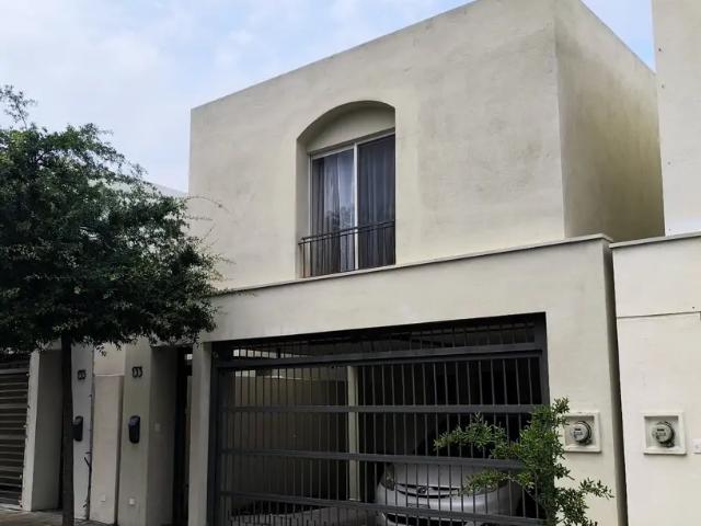 INCREIBLE CASA EN RENTA NUEVA A ESTRENAR EN GUADALUPE ORIENTE