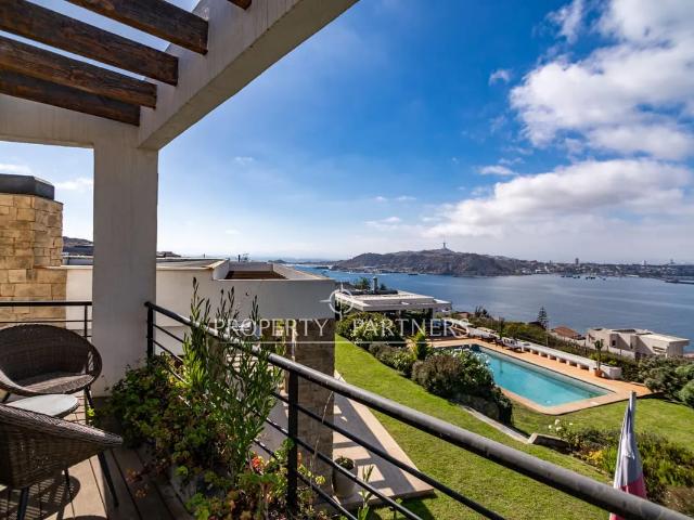 Increíble Casa Mediterranea En Arriendo Con Gran T.