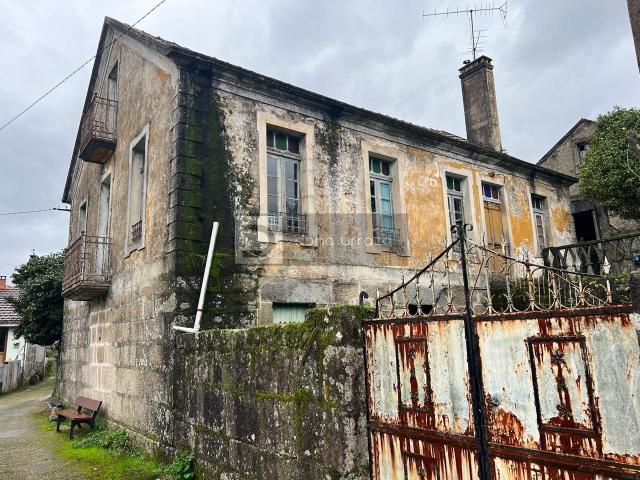 INCREIBLE CASA PARA REFORMAR