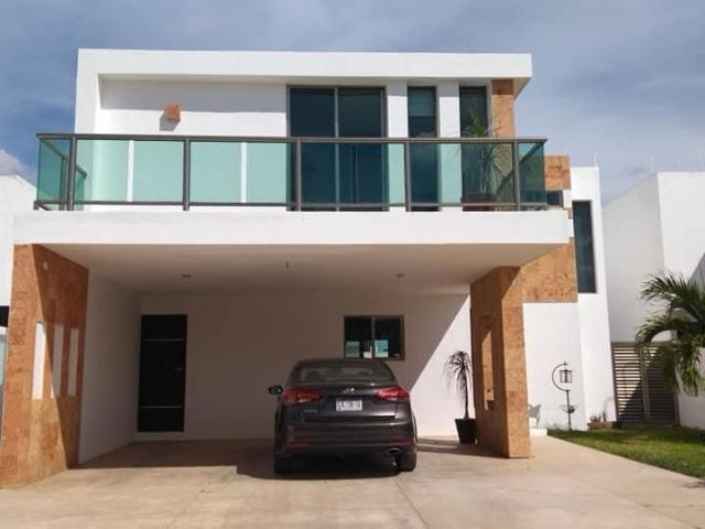 | Increíble casa residencial, en renta. |