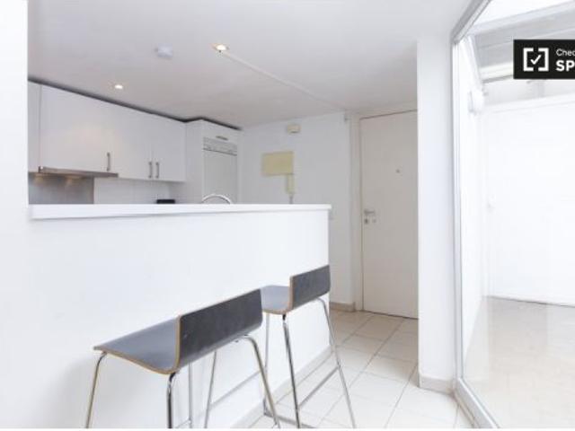 Increíble apartamento de 3 dormitorios con terraza y aire acondicionado en alquiler cerca de la Puer