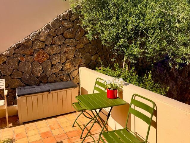 APARTAMENTO COMPLETAMENTE REFORMADO CON VISTAS AL MAR Y A LA MONTAÑA EN PLENA SERRA DE TRAMUNTANA