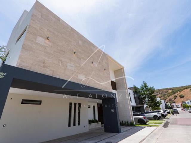 Increible Residencia de Lujo en Bosque Cedros, Bosques de Santa Anita