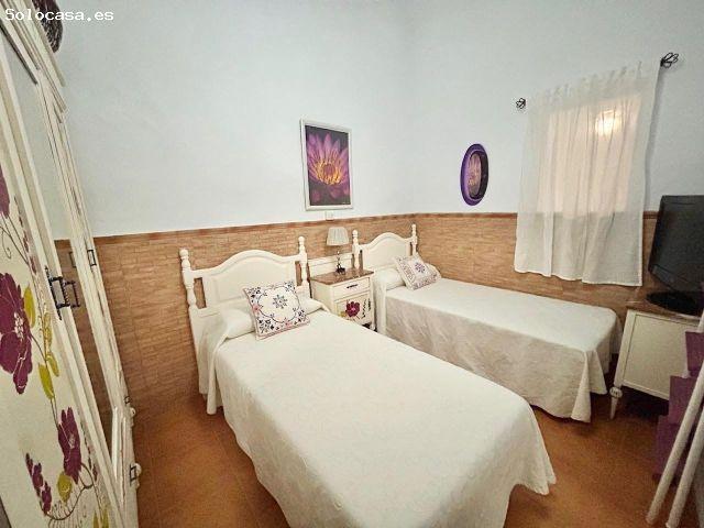 INCREIBLE VIVIENDA A TAN SOLO 10 MIN DE ORIHUELA PARA ENTRAR A VIVIR CON PATIO, TERRAZA, ALMACEN ¡N