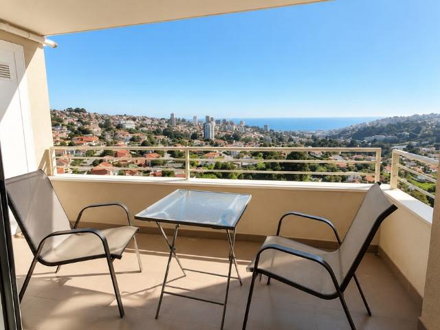 Increible vista al mar 2 d + 2 b 3 piscinas y quinchos