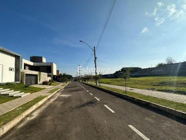 INCRÍVEL TERRENO NO CIDADE UNIVERSITÁRIA