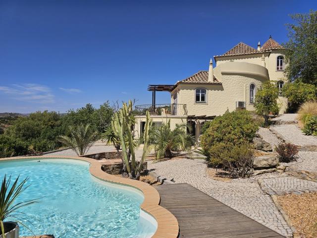 Incrível Moradia Moderna De 5 Quartos Com Vista Magnífica Pa. 342m² Santa Catarina Da Fonte Do Bispo
