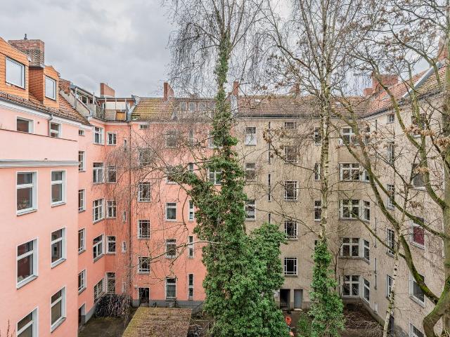 Industrial Chic Meets Urban Serenity in the Heart of Neukölln, Berlin Amsterdam Apartments for Rent