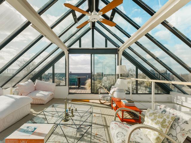 Industrial Chic Penthouse with Panoramic Views of London’s Skyline