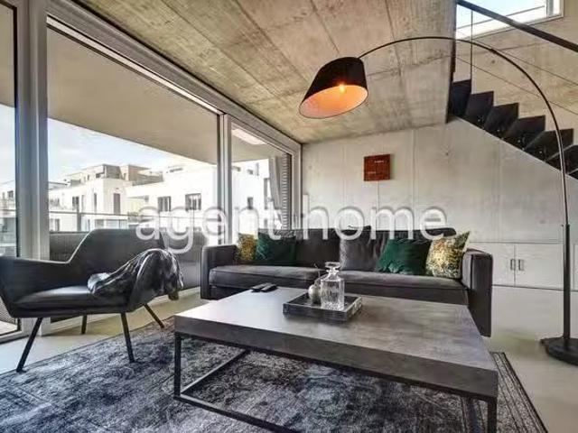 INDUSTRIAL DESIGN