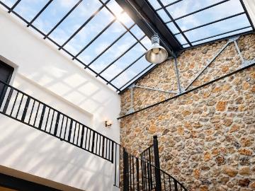Industrial Loft ? On the Outskirts of Paris ? High Rental Yield