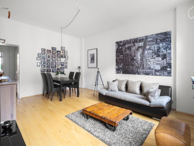 Industrial style apartment in Dresden Alt Plauen, Dresden Amsterdam Apartments for Rent
