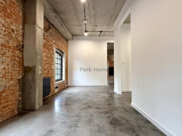 Industrialny lokal usługowy 69 m² w Loftach na Pompach polecam!