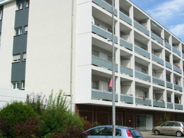 Dépôt à louer à la Claie aux Moines