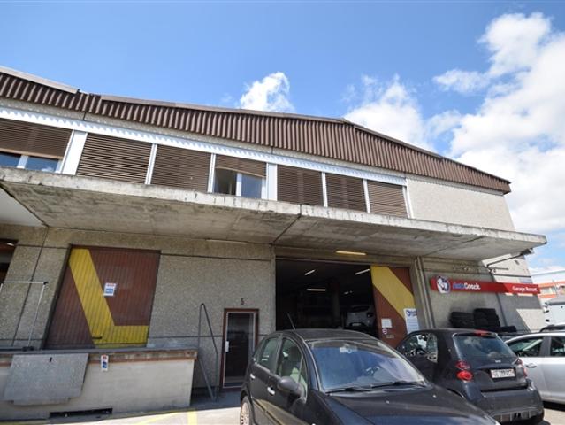 ZU VERMIETEN – Industrieflächen von ca. 64 m² in Meyrin in der FTI Zone