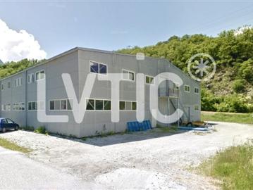 Industriehalle, unabhängiger Lagerraum von 2200 m2 zu vermieten in Sierre