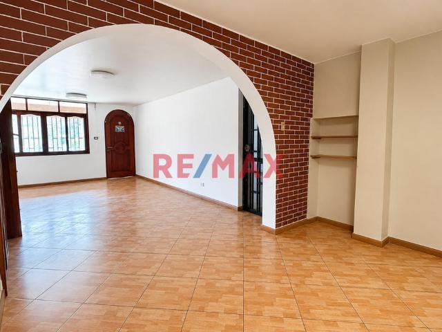 ¡Independencia En Venta Casa Urb. Los Arrallanes Lo Que Tu Familia Siempre Soñó Está Aquí! ✨
