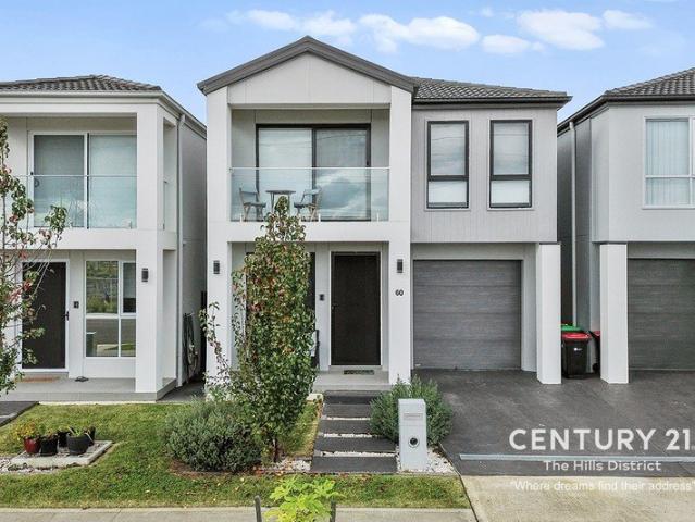 Independent Townhouse with Plenty of Owner Upgrades