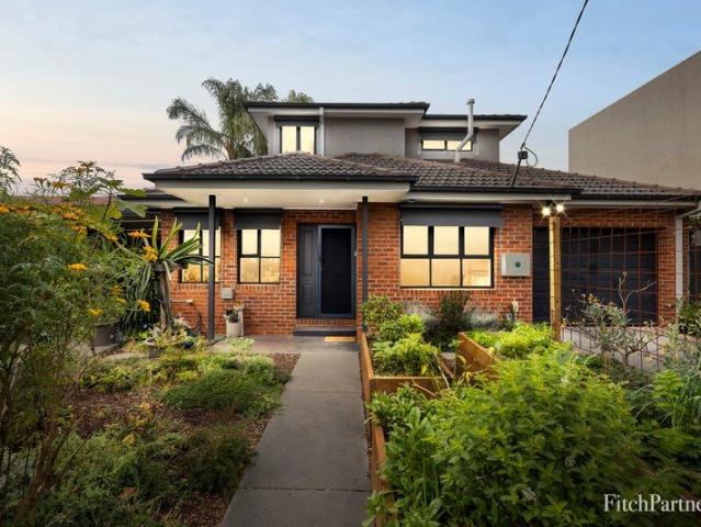 Independent Family Sized Spaces In The Lifestyle Location!