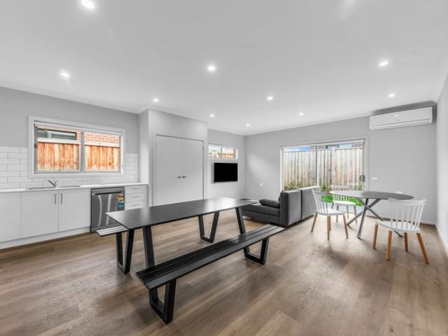 Independent Living with Comfort and Care at 21 Utopia Way