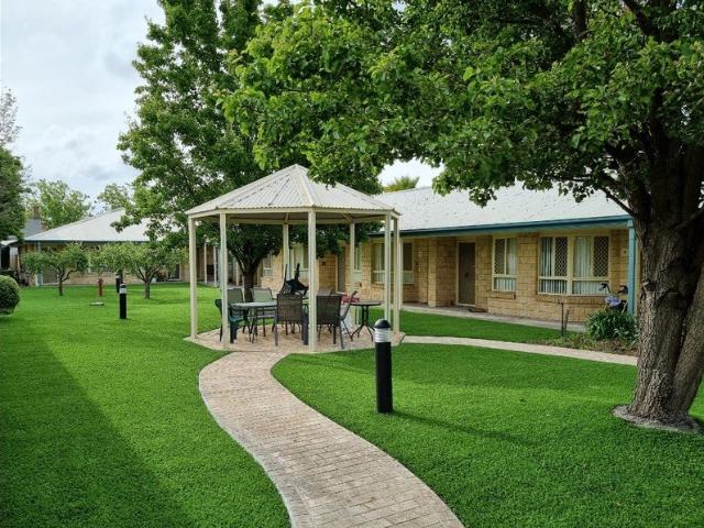 Independent Living Unit Rent in a Seniors Living Community