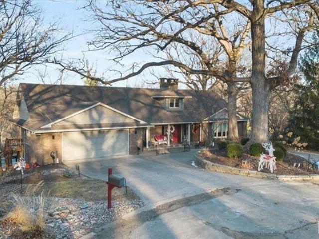 Indian Park Cir, Rock Island, Home For Sale