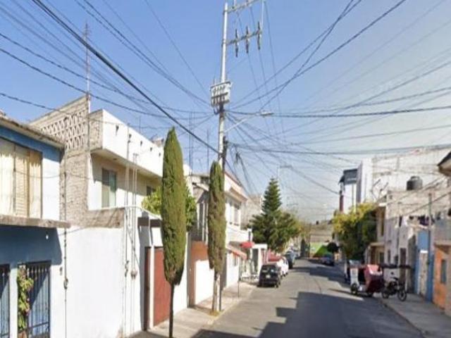 Indios verdes Colonia Evolución Ciudad Nezahualcóyotl CP 57700