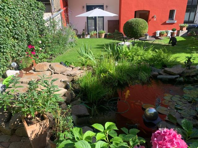 Individual apartment in Essen Werden, near Folkwang University and the old town, Essen Amsterdam Apartments for Rent