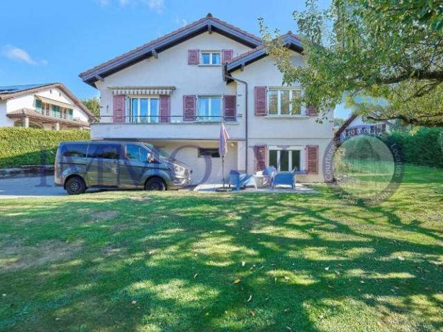 INDIVIDUELLE AVEC GRAND JARDIN ET SITUATION IDEALE
