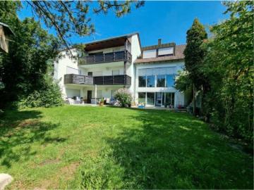 Individuelle Maisonette Wohnung mit Balkon, Wintergarten