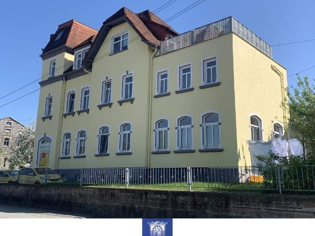 Individuelle WohlfÃ¼hlwohnung mit Balkon und Tageslichtbad mit Wanne!