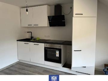 Individuelle Wohnung mit EBK im Dachgeschoss!
