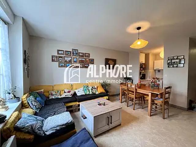Indre 44610 Achat / Vente appartement 3 pièces t3 au dernier étage cave