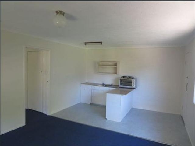 Inexpensive Living In A Convenient Location