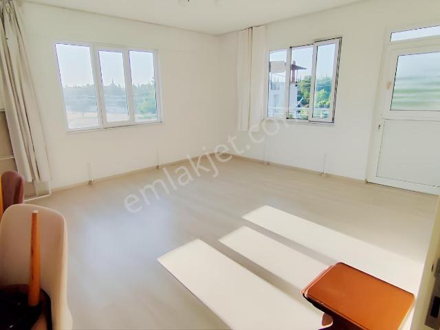 Çine Evciler' De Ultra Geniş Doğa İle İç İçe Kiralık 3+1