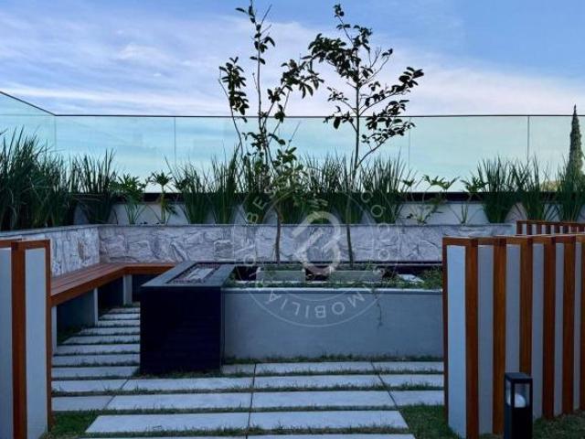 INFINITY COMMERCE E RESIDENCE