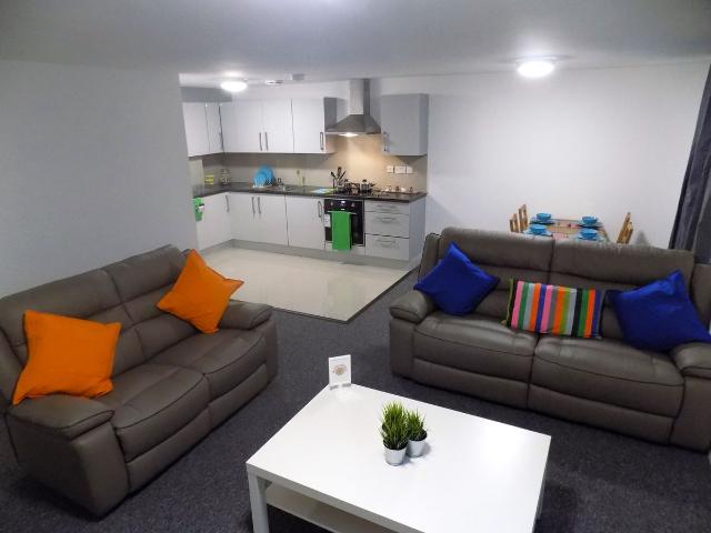 Infirmary Road, Sheffield S6, 2 bed shared accommodation to rent, £595 pcm | PrimeLocation