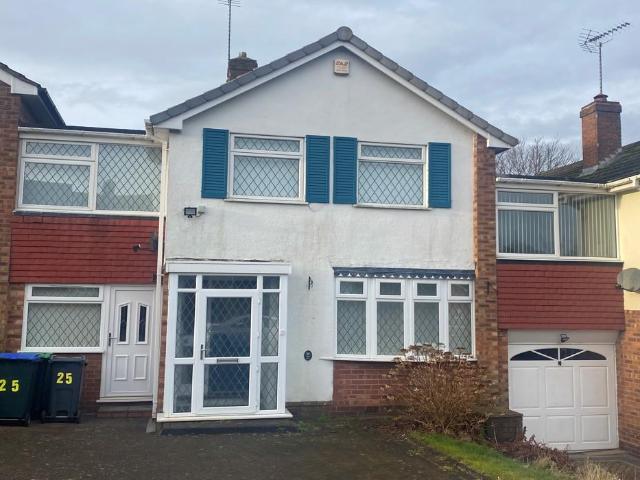 Ingestre Drive, Sandwell, B43 6QW, United Kingdom | 3 bed house for rent #138776366 | Rentberry