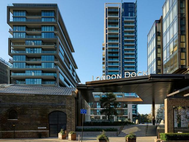 Inglefield Square, Prusom Street, London, E1W 3RS, United Kingdom | 3 bed apartment for rent #138179143 | Rentberry