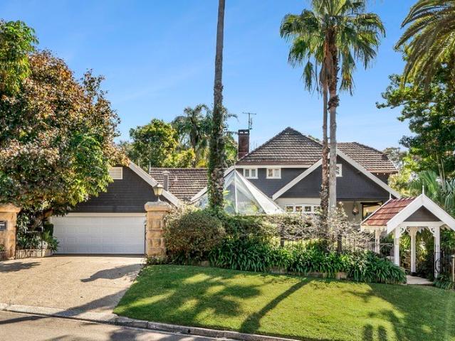 'Inglewood' A Landmark Bayview Estate of Rare Beauty & Prestige
